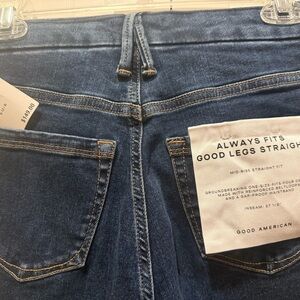 Good American Always Fits Dark Blue Straight Leg Jeans